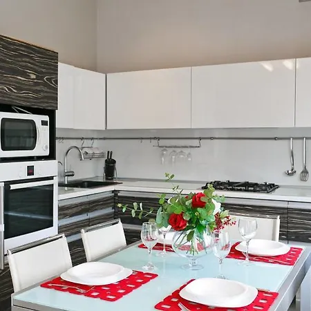 Natali Apartment